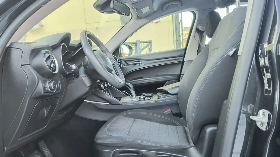 ALFA ROMEO Stelvio -