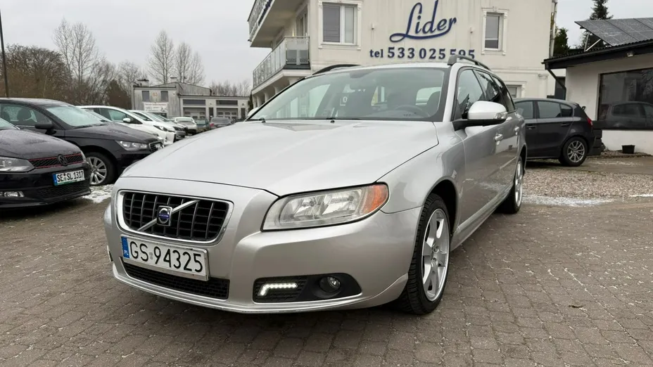 VOLVO V70 -