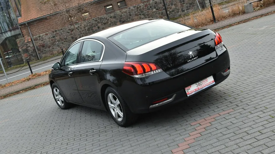 PEUGEOT 508 -