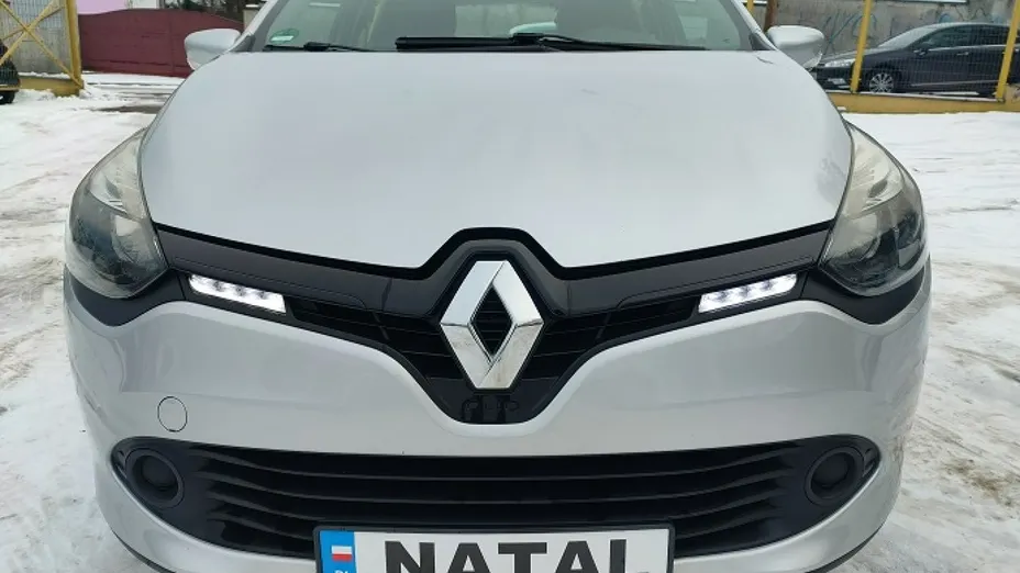 RENAULT Clio -