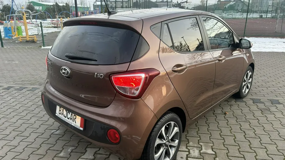 HYUNDAI i10 -