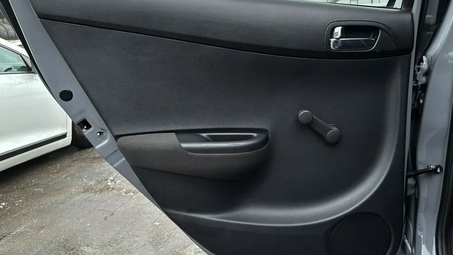 HYUNDAI i20 -