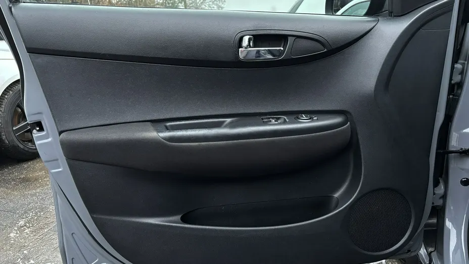 HYUNDAI i20 -