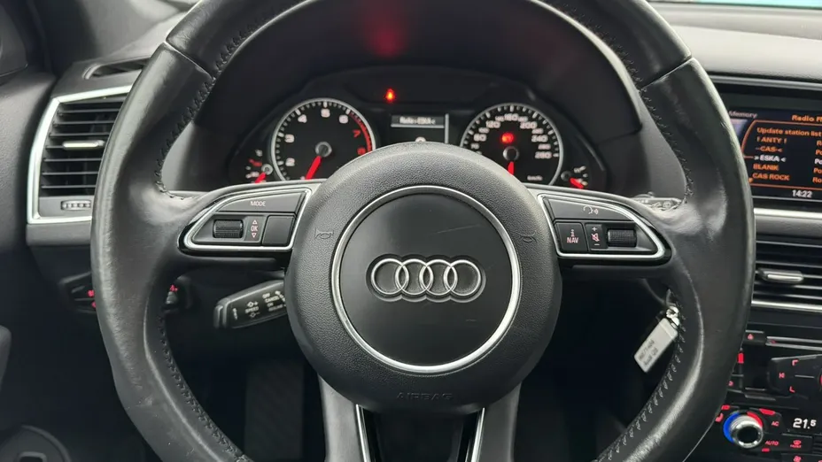 AUDI Q5 -