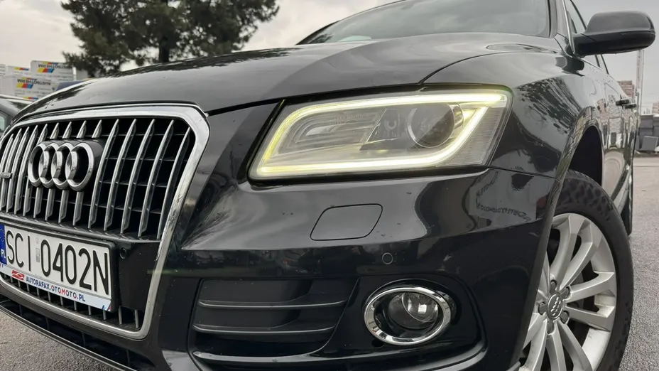 AUDI Q5 -