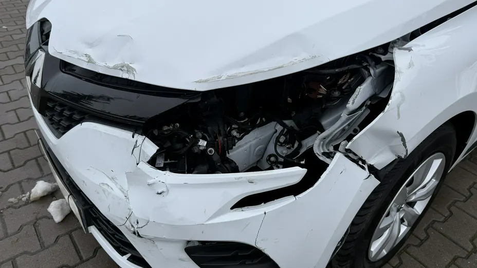 RENAULT Clio -