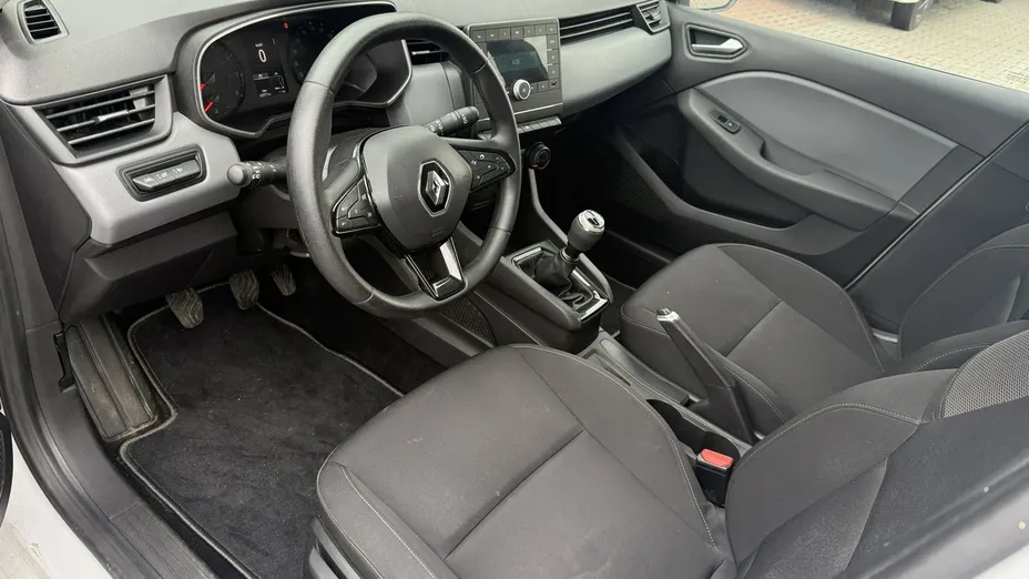 RENAULT Clio -