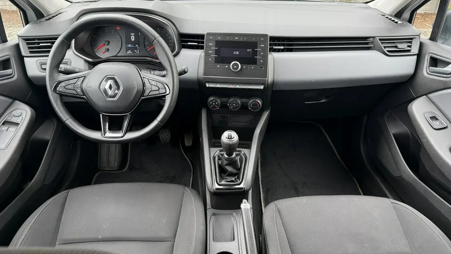 RENAULT Clio -