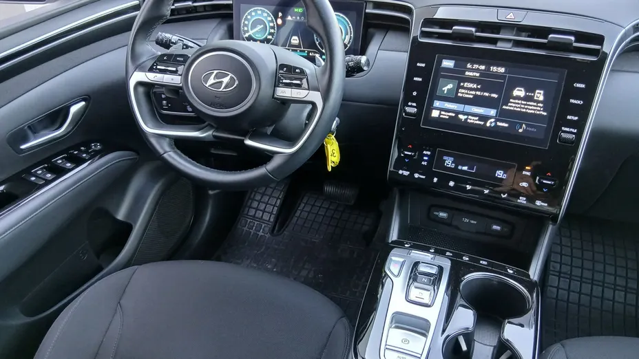 HYUNDAI Tucson -