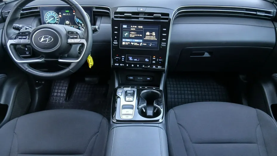 HYUNDAI Tucson -