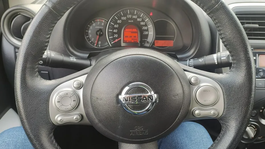 NISSAN Micra -