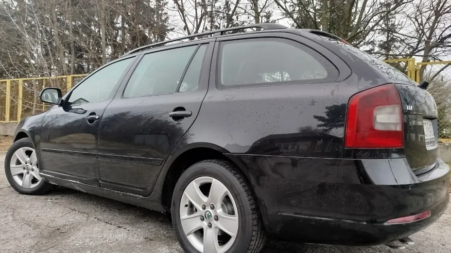 SKODA Octavia -
