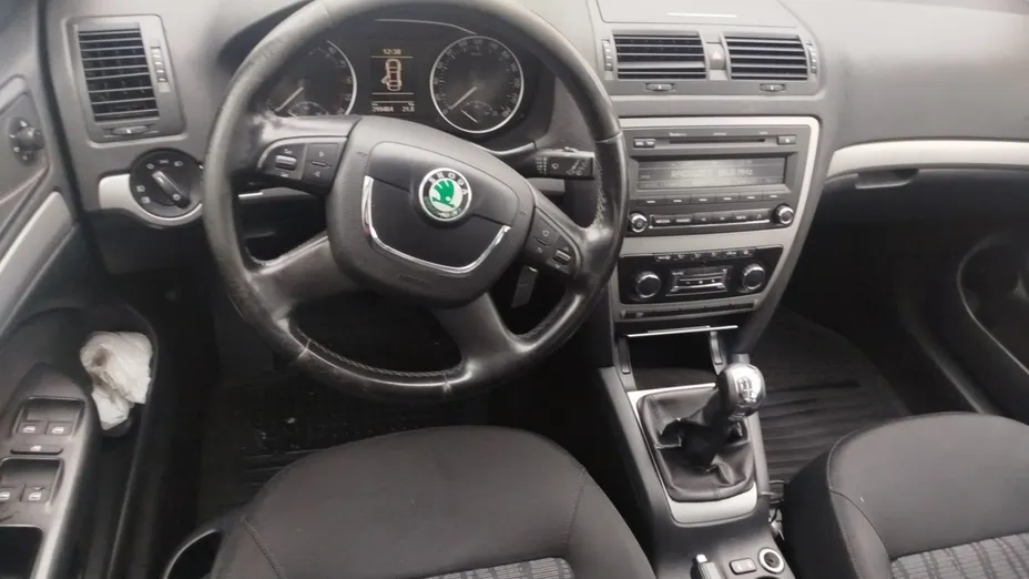 SKODA Octavia -