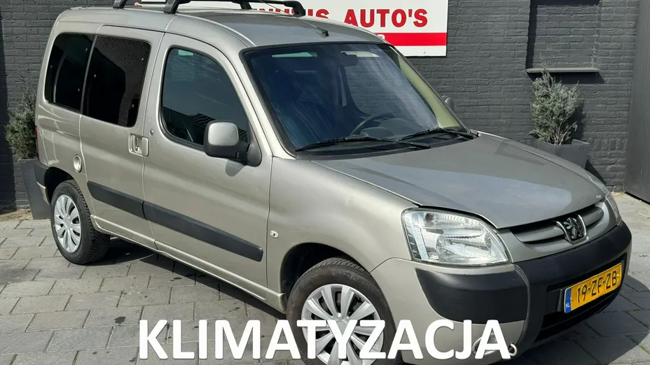 PEUGEOT Partner -