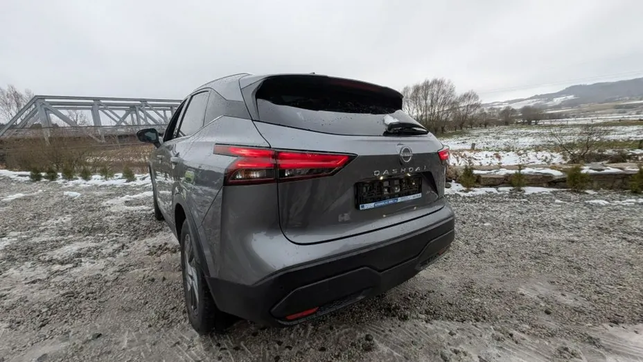 NISSAN Qashqai -
