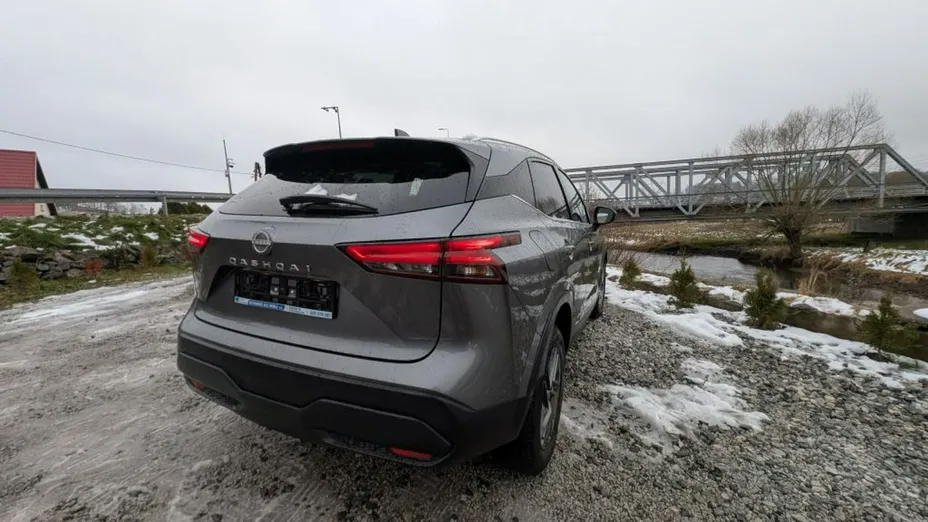 NISSAN Qashqai -