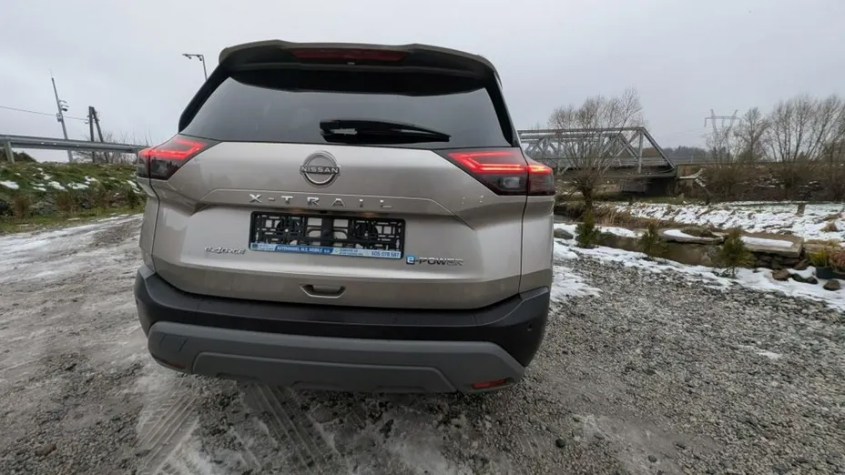 NISSAN X-Trail -