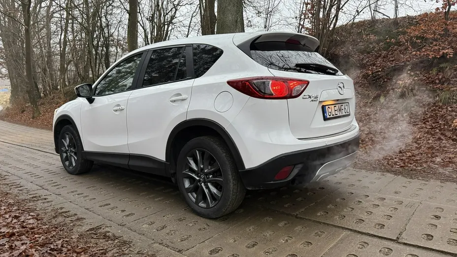 MAZDA CX-5 -