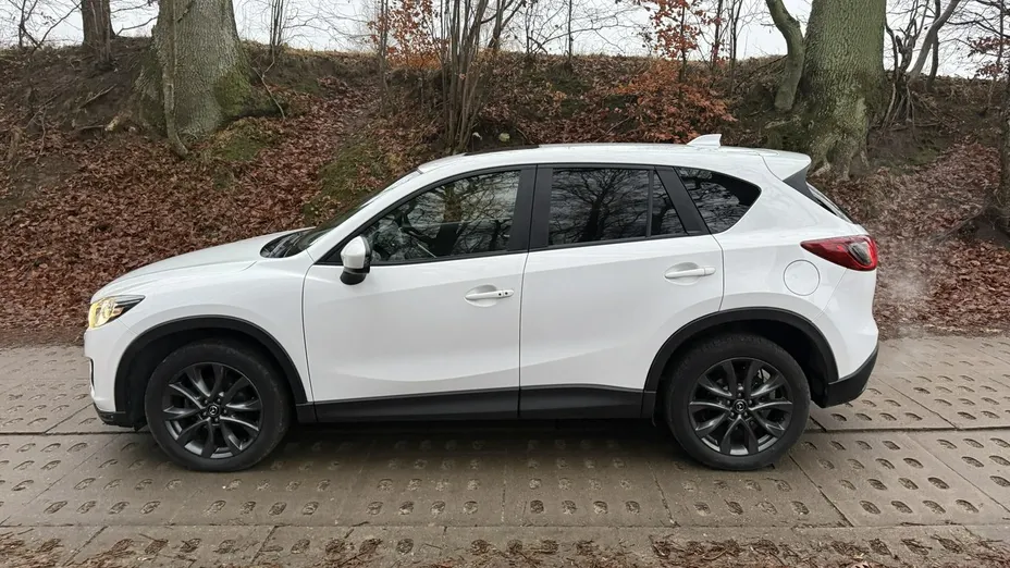 MAZDA CX-5 -