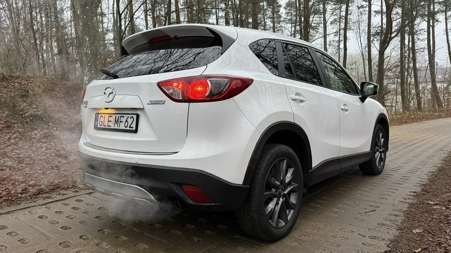 MAZDA CX-5 -