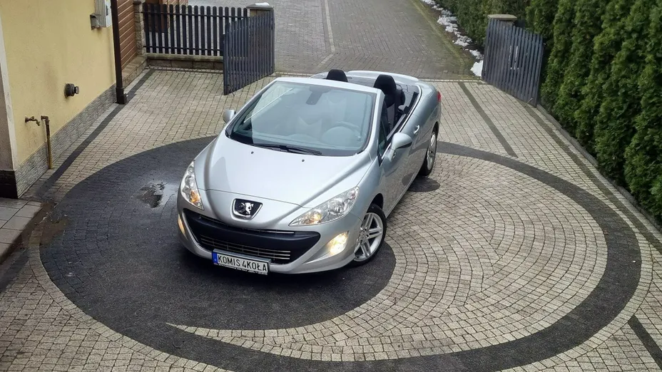 PEUGEOT 308 -