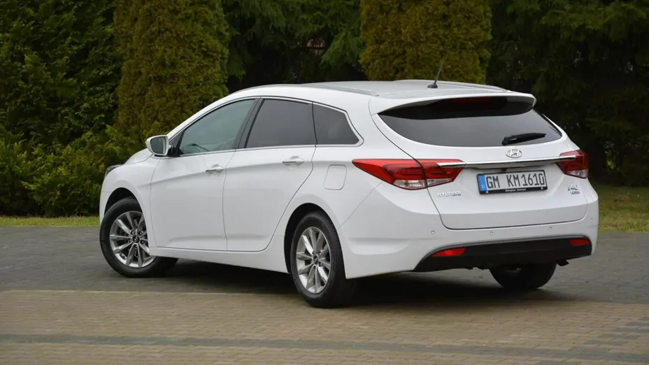 HYUNDAI i40 -