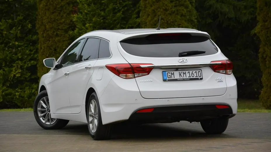 HYUNDAI i40 -
