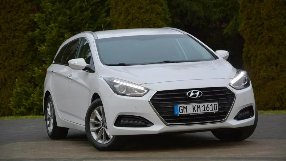 HYUNDAI i40 -