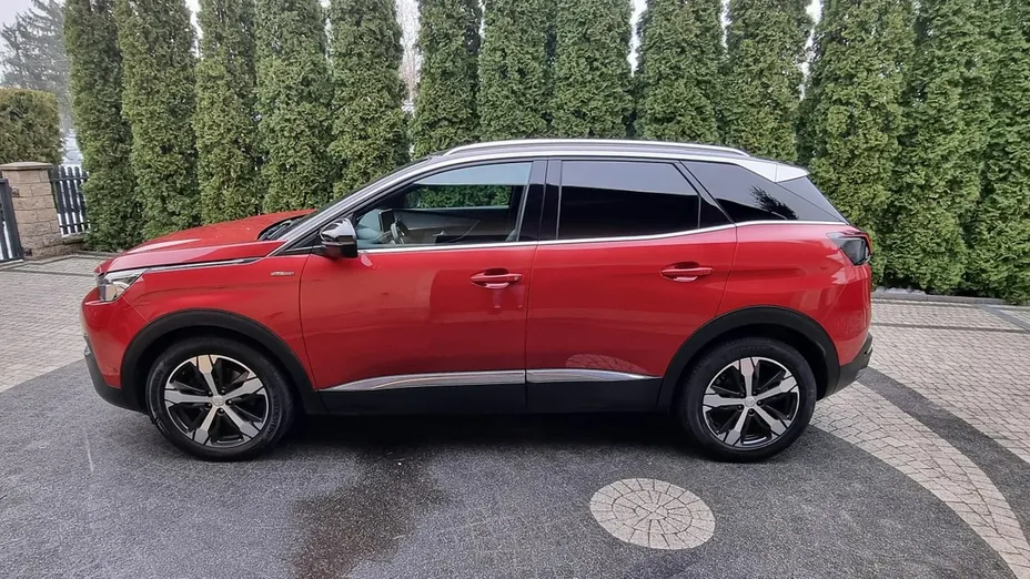 PEUGEOT 3008 -