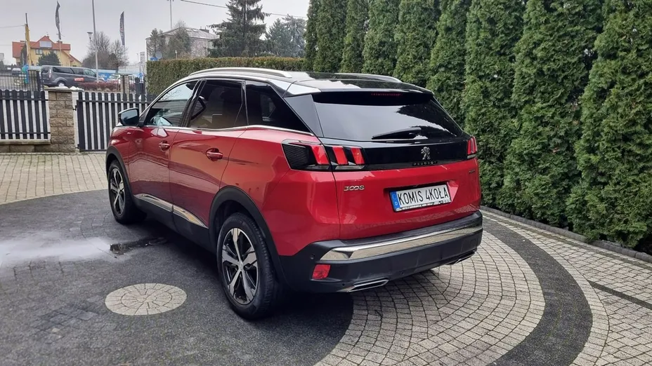 PEUGEOT 3008 -
