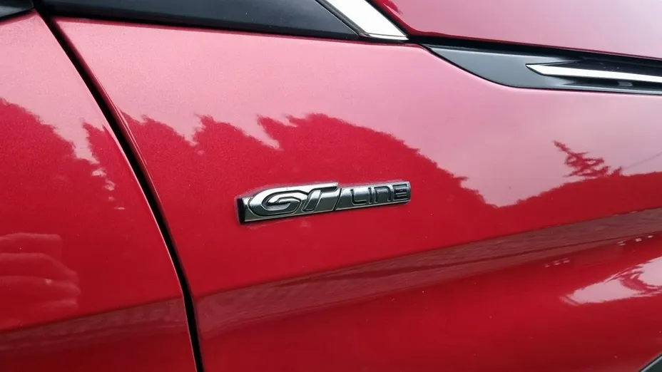 PEUGEOT 3008 -