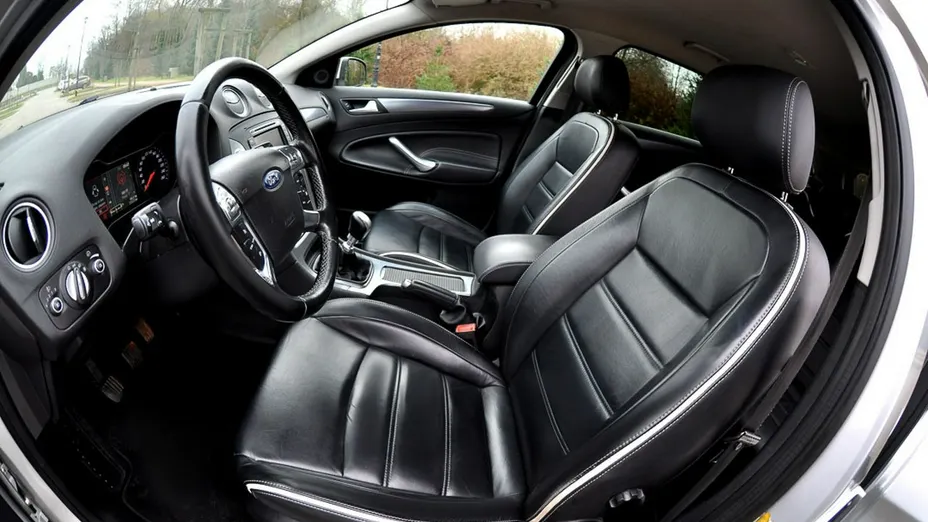 FORD Mondeo -