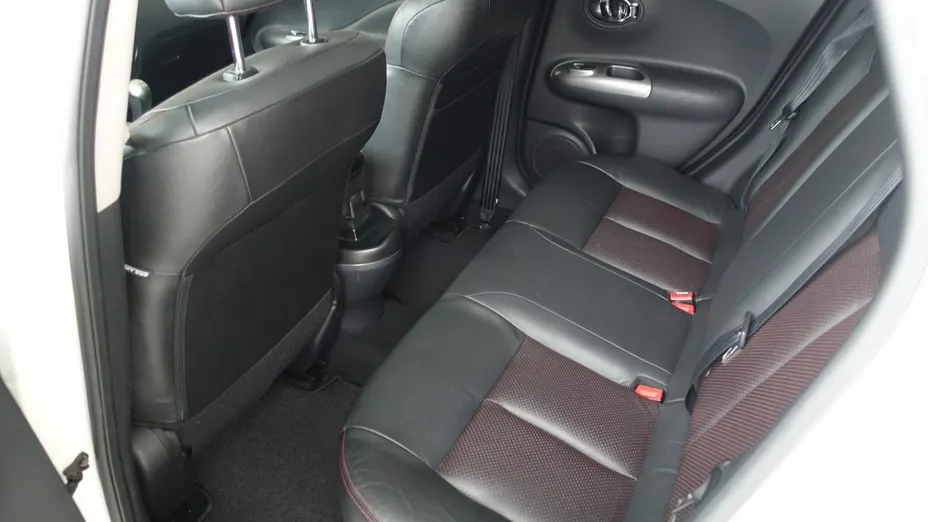 NISSAN Juke -