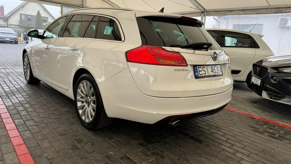 OPEL Insignia -