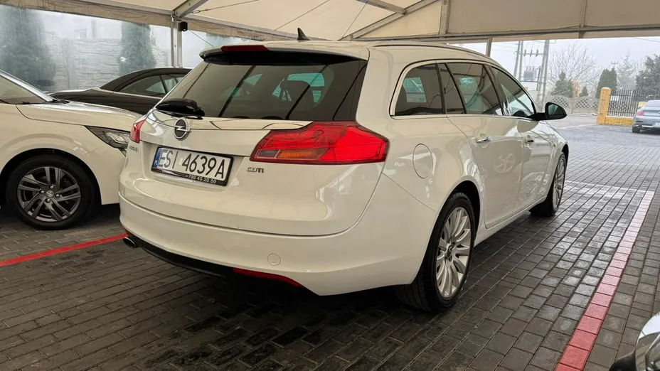 OPEL Insignia -