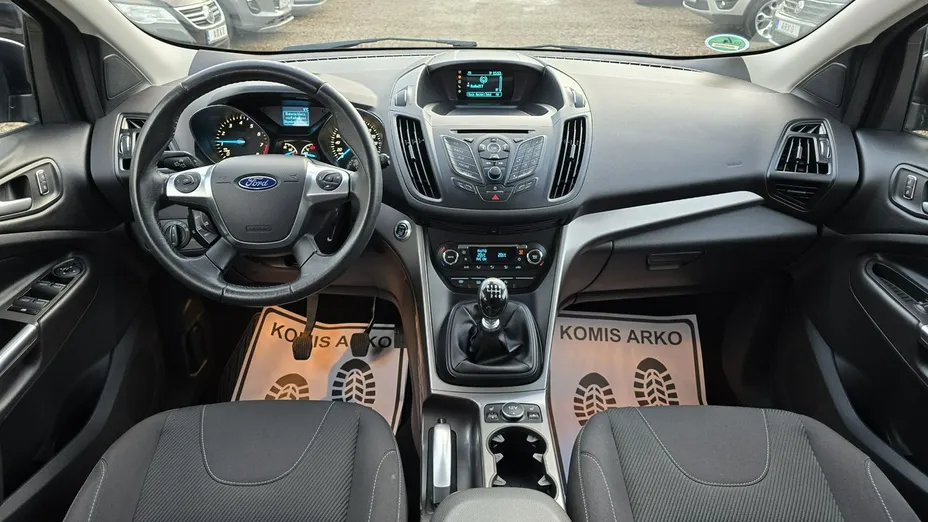 FORD Kuga -