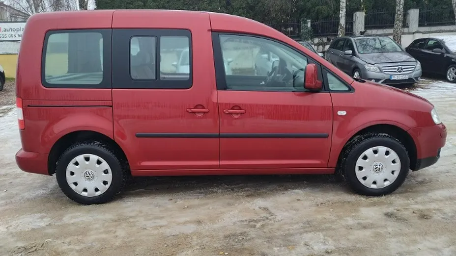 VOLKSWAGEN Caddy -