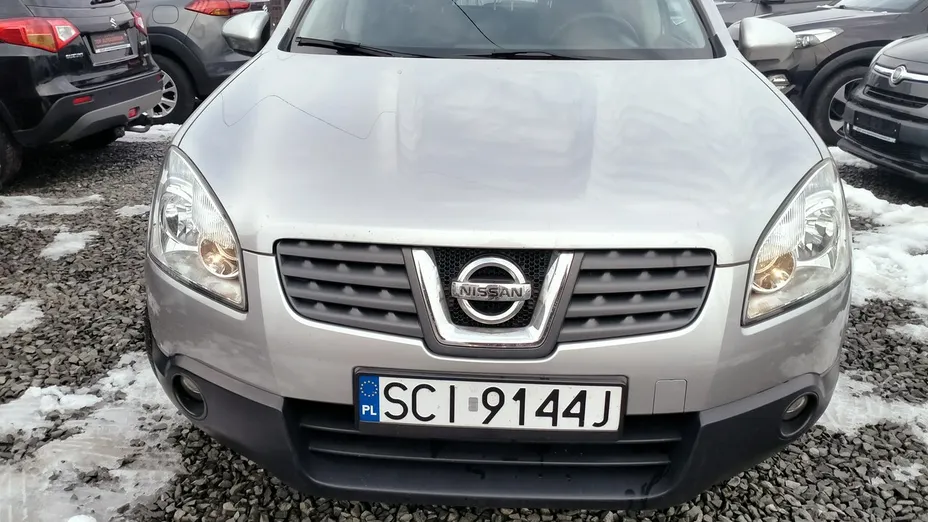 NISSAN Qashqai -