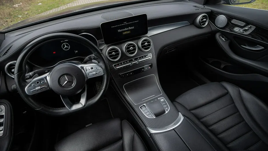 MERCEDES-BENZ GLC -