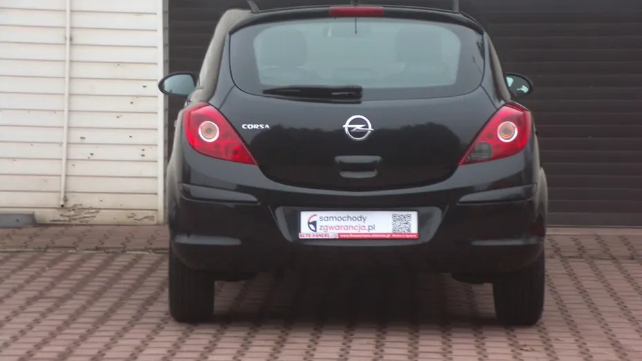 OPEL Corsa -