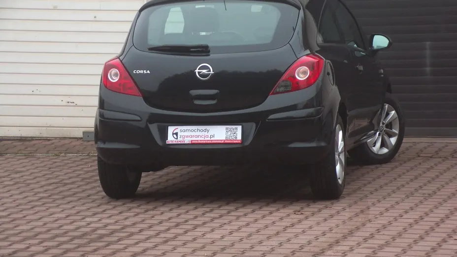 OPEL Corsa -