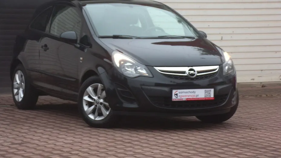 OPEL Corsa -