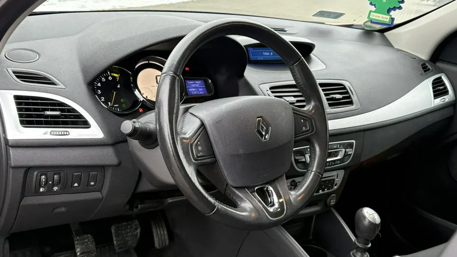 RENAULT Megane -