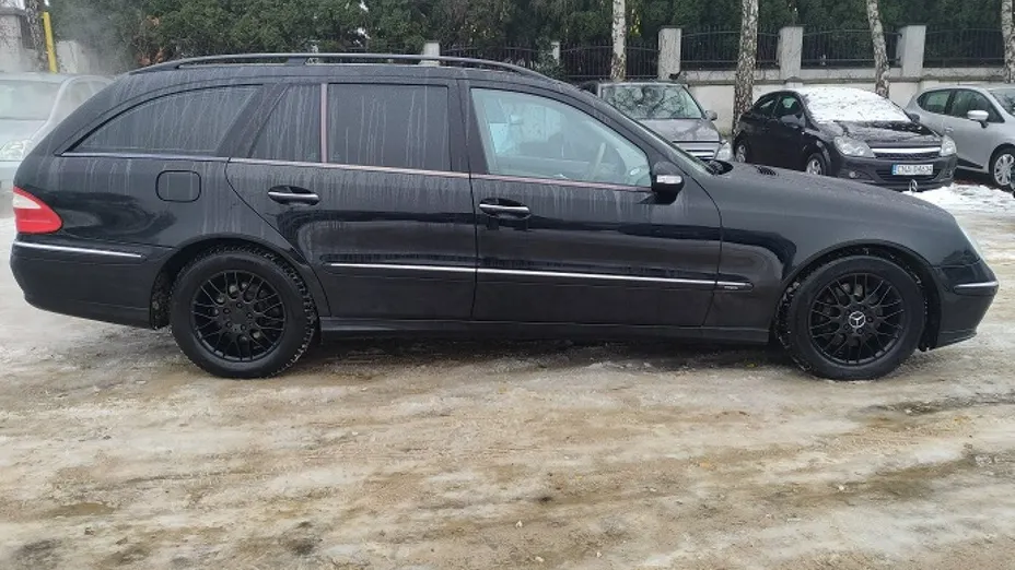 MERCEDES-BENZ E Klasa -