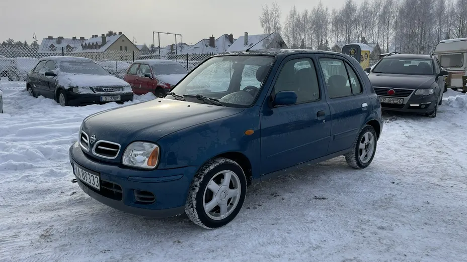 NISSAN Micra -