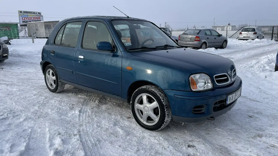 NISSAN Micra -