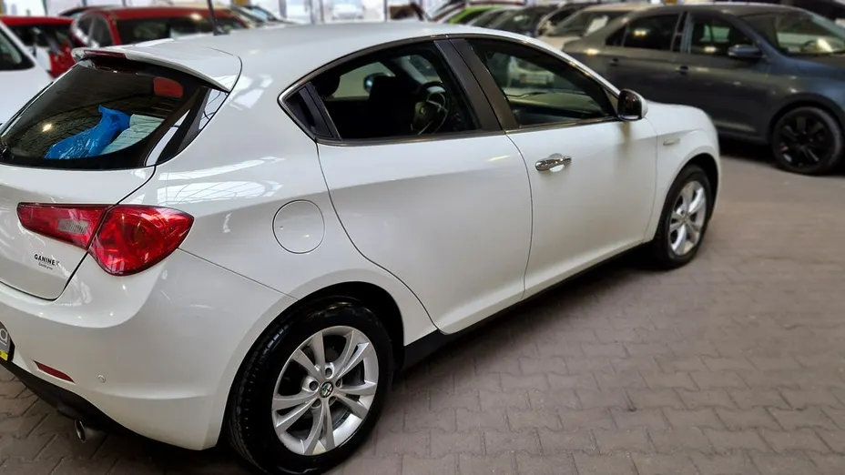 ALFA ROMEO Giulietta -