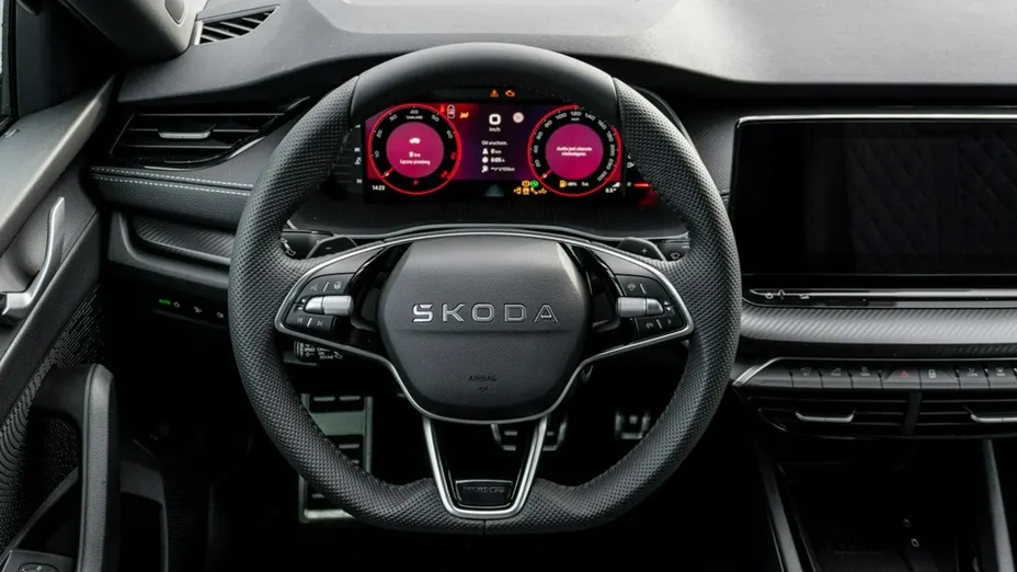 SKODA Octavia -