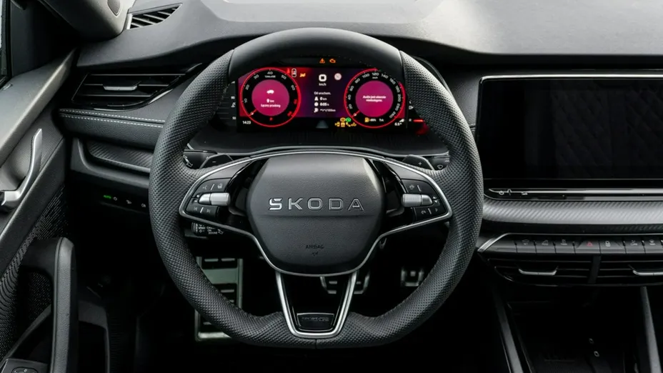 SKODA Octavia -