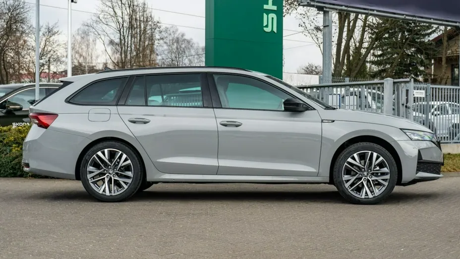 SKODA Octavia -